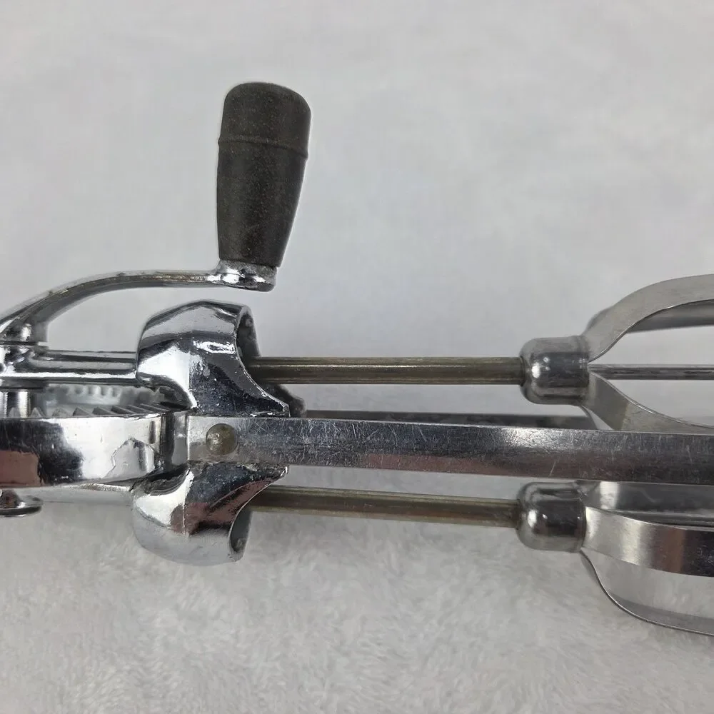 Vintage EKCO Flint Hand Crank Egg Beater Stainless Steel Manual Mixer MCM